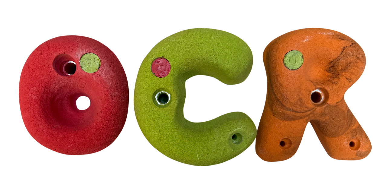 Lettera, presa da allenamento per OCR, Spartan Race e arrampicata